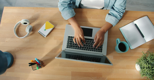 Rédacteur web & copywriter au Paraguay : structurer son activité à 0 % en 2026