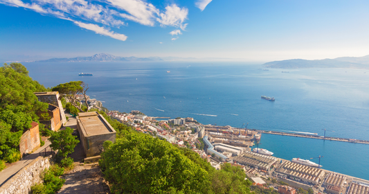 Paraguay vs Gibraltar : quel territoire fiscal choisir pour votre expatriation en 2026 ?